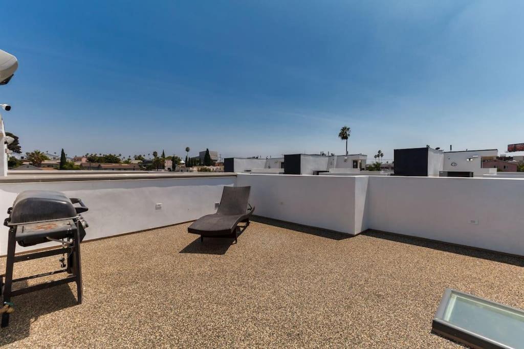 Modern 4 Bedroom Home With Rooftop Deck #1 Los Angeles Exterior photo